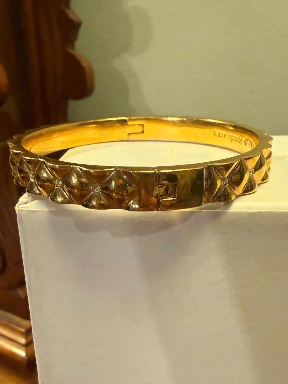 Kate Spade Rose Gold CZ Crystal quilted hinged bangle bracelet - Picture 5 of 9